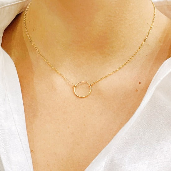 
                      
                        Collier cercle infini
                      
                    