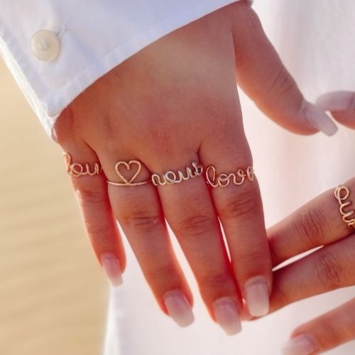 
                      
                        Personalized message ring
                      
                    