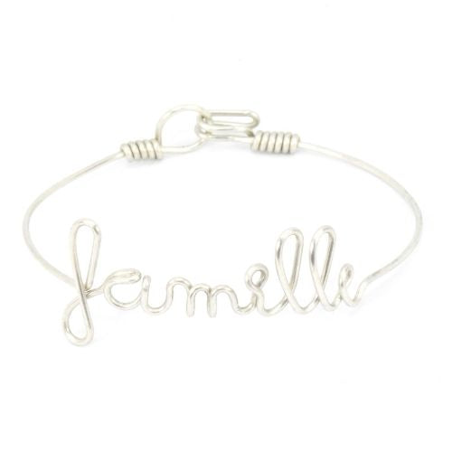 
                      
                        Bracelet famille
                      
                    