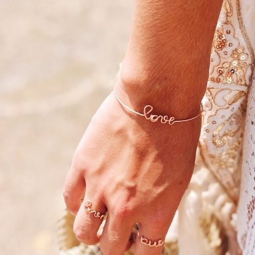 
                      
                        Love bracelet
                      
                    