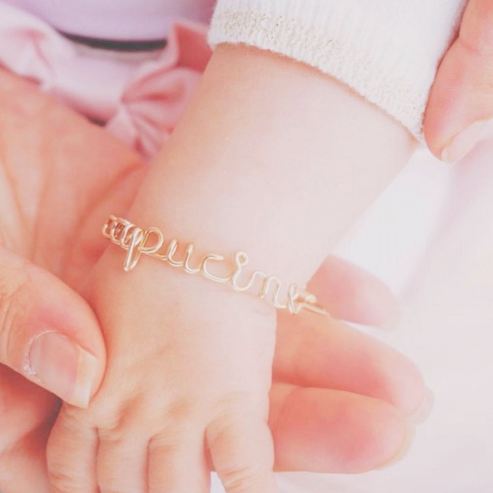 
                      
                        Bracelet à message personnalisé Enfant
                      
                    