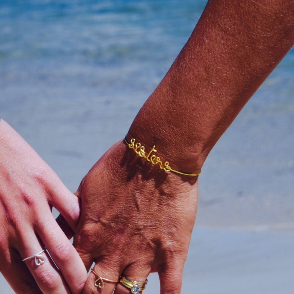 Bracelet sisters